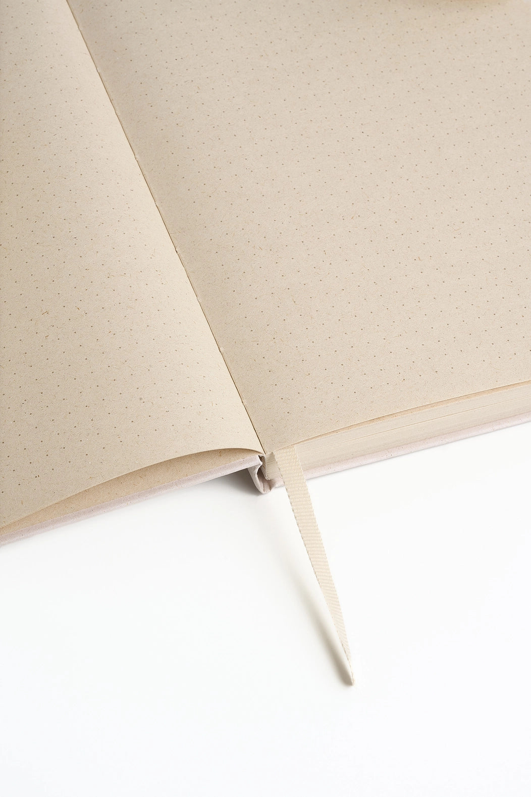 Artik Hard Cover Journal Dotted Grape
