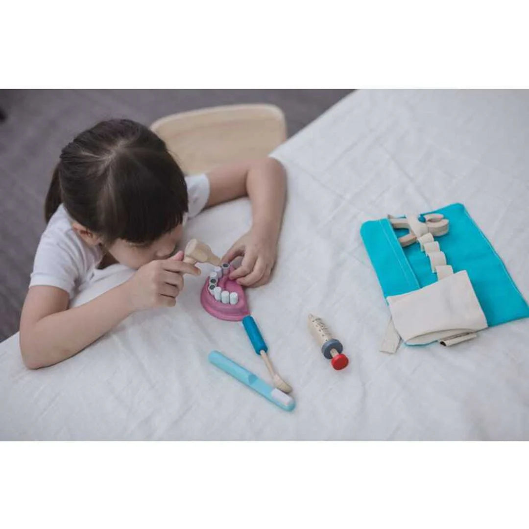 Plan Toys - Dentist Set