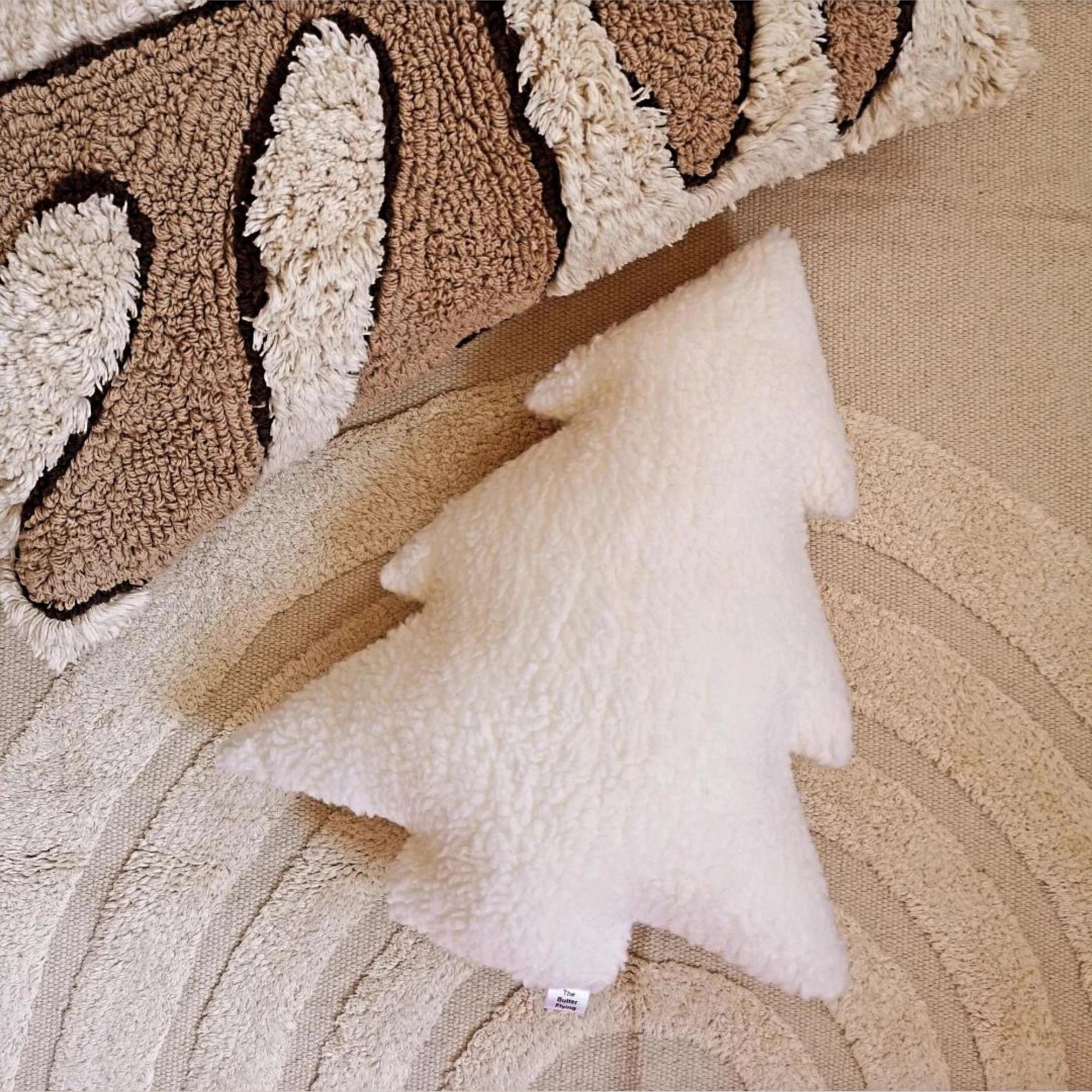 Winter Pine Tree pillow - Off-White