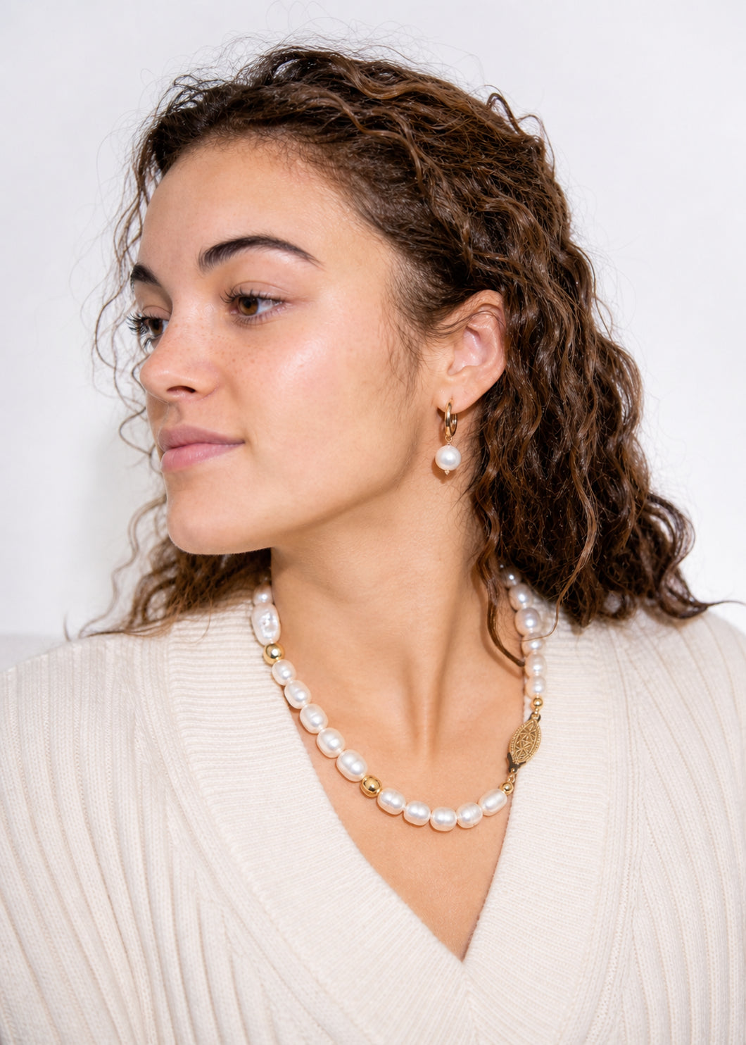 Lazy Maisie Baroque Pearl Necklace