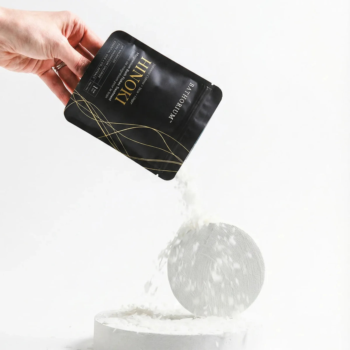 Bathorium - Hinoki Magnesium Bath Flake Soak 100g