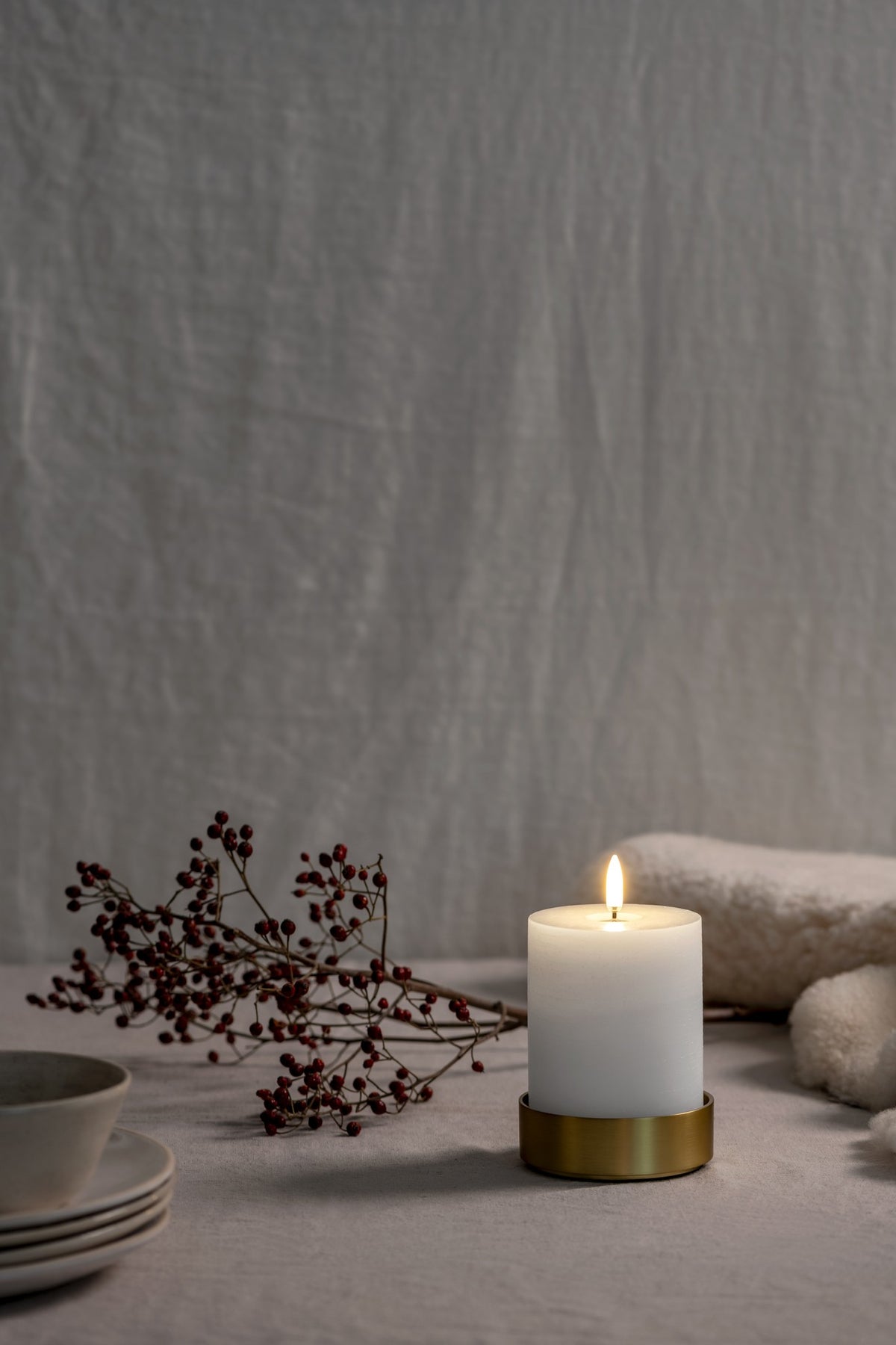 Piffany - LED Pillar Candle White