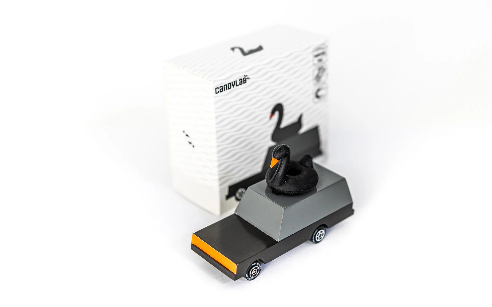 Candycar Black Swan Wagon