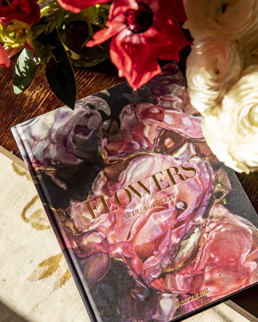 Assouline Flowers Art & Bouquets