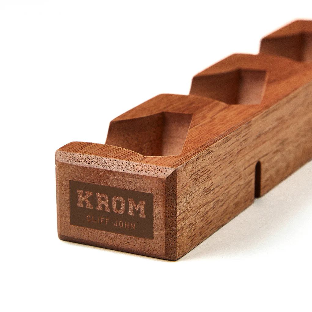 Krom Cliff John Mahogany