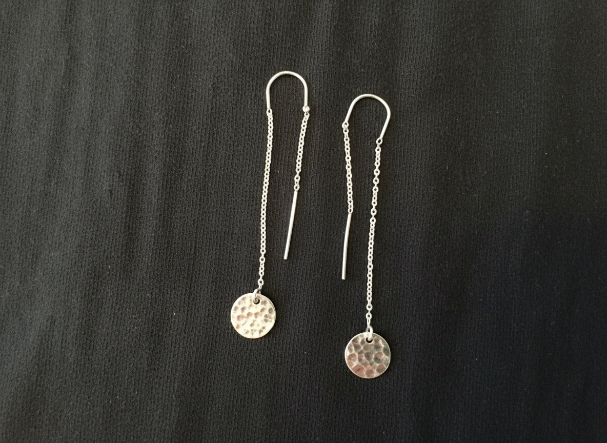 Lazy Maisie Circle Pull Through Earrings Silver