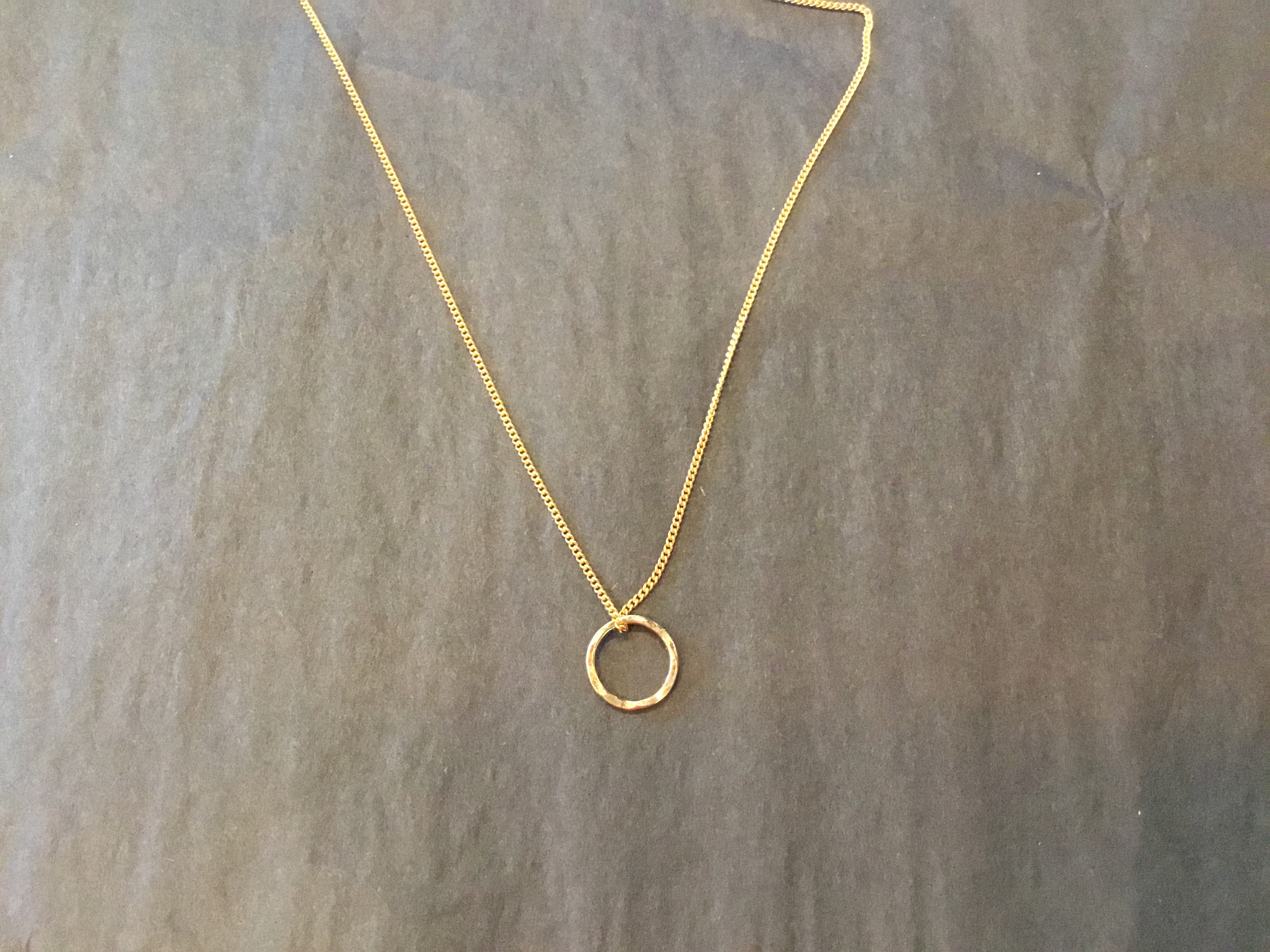Lazy Maisie O Necklace Gold