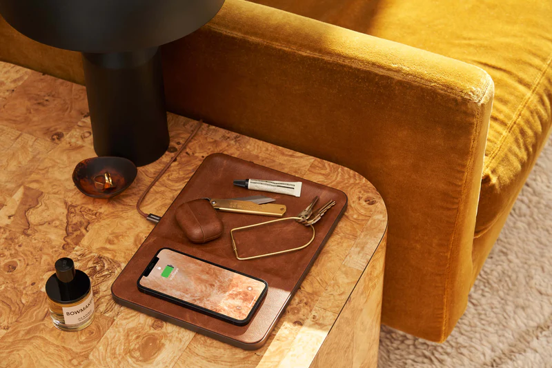 Catch:3 Essentials Leather Wireless Charger-Valet Tray Saddle*