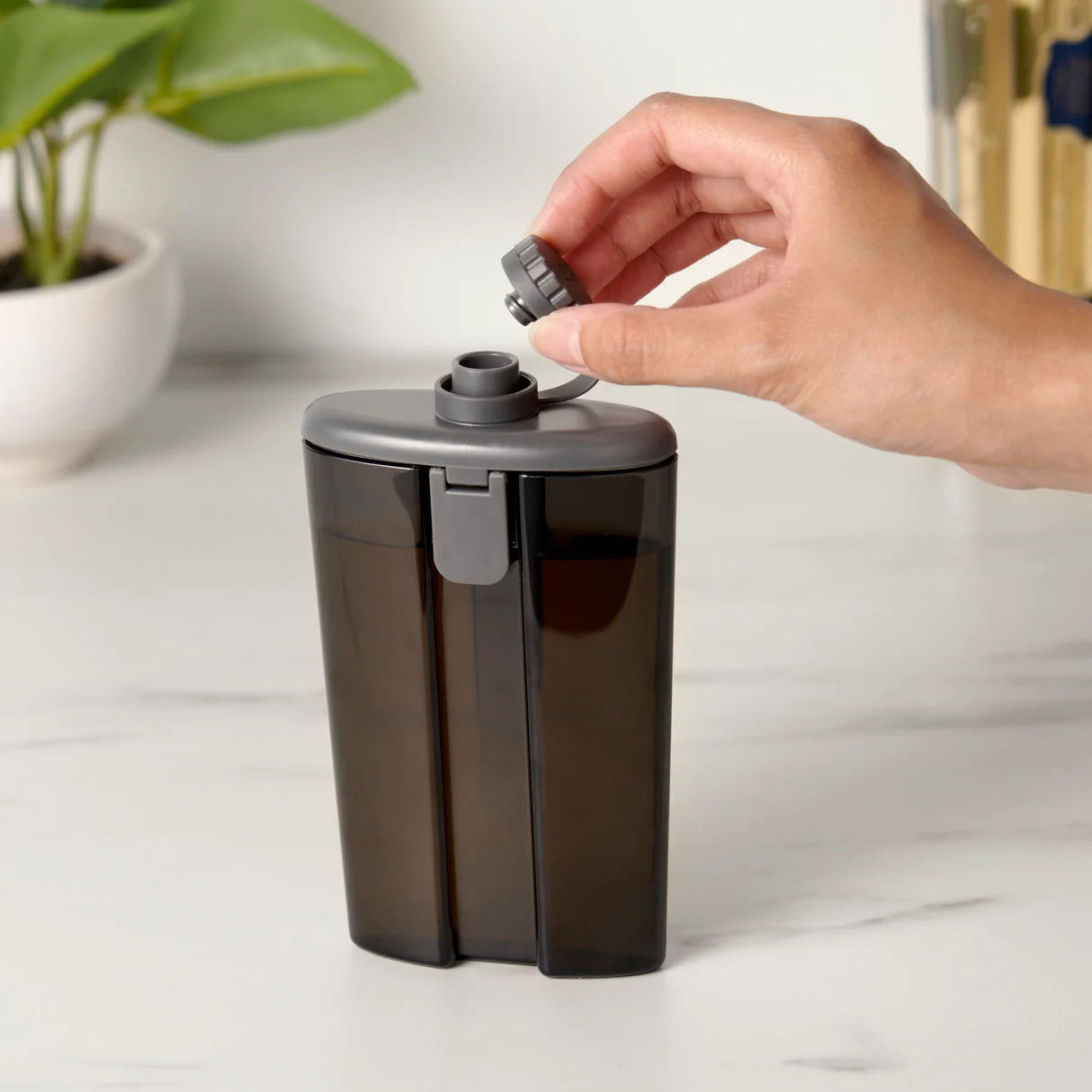 Host Plastic Flask Grey 6 oz