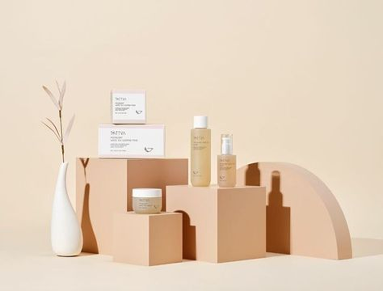 Top 5 Luxury Bath Essentials for a Spa Day at Home