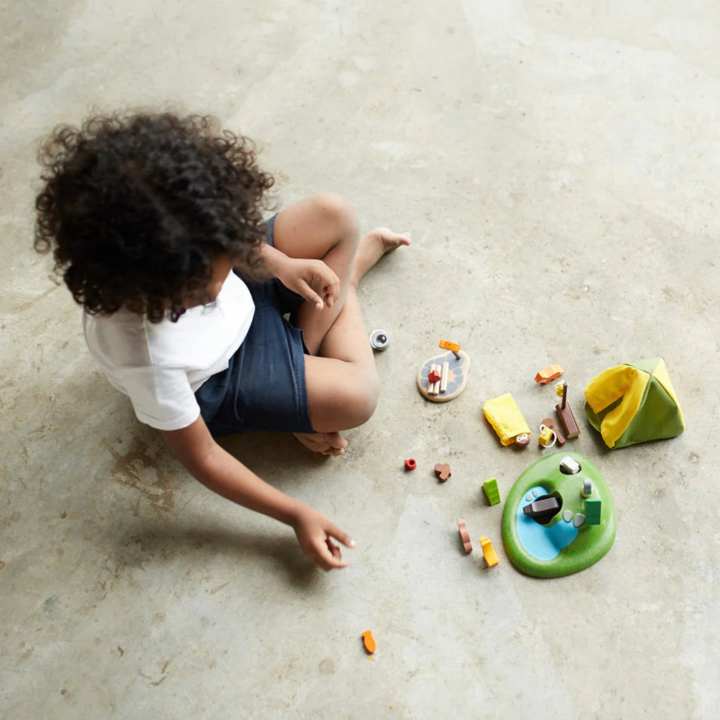 Plan Toys - Camping Set