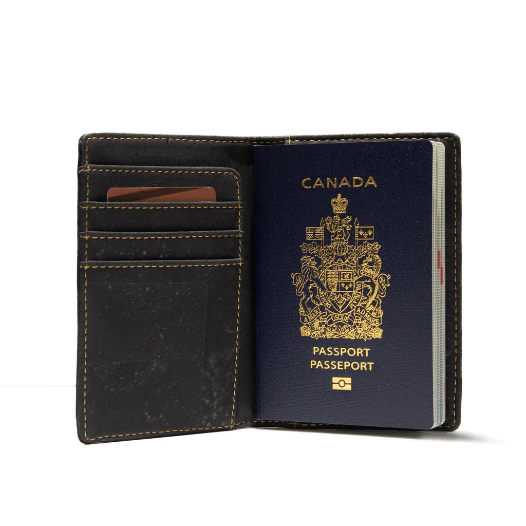 Kuma Passport Holder