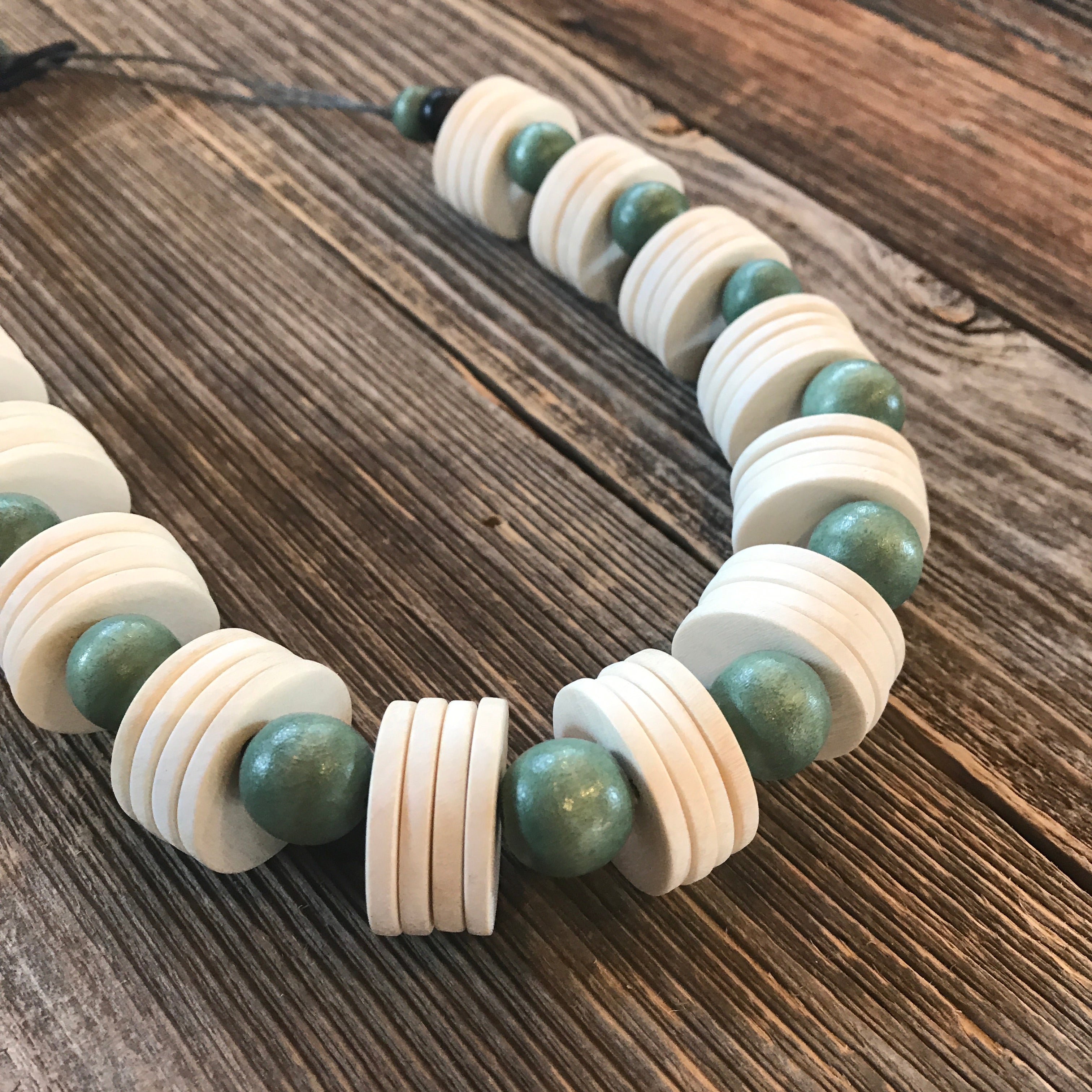 Beautiful Hands Neptune Disc Block White Mix