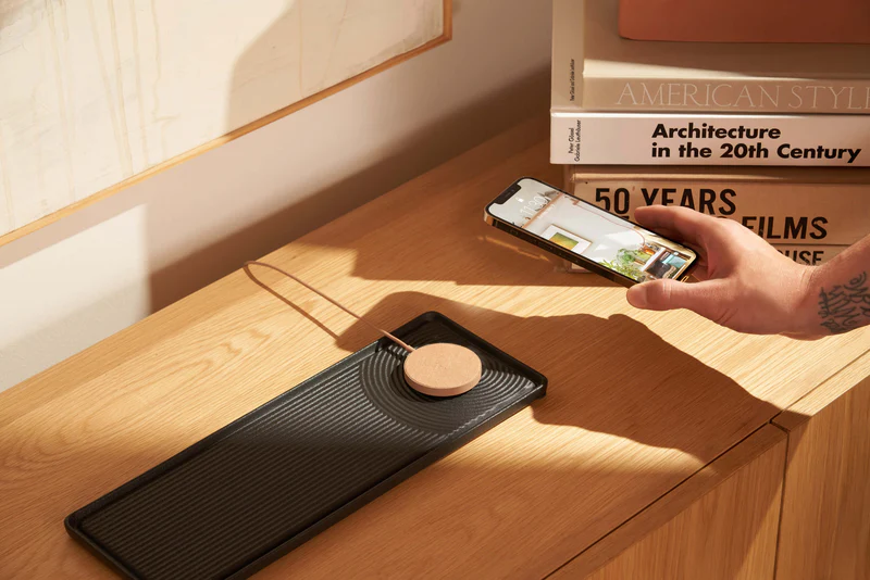 Mag:1 Classics Linen Wireless Charger Magnetic/Camel*