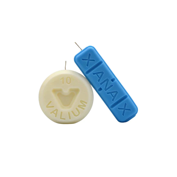 Ocho Candle Mothers Lil Helper (White + Blue)