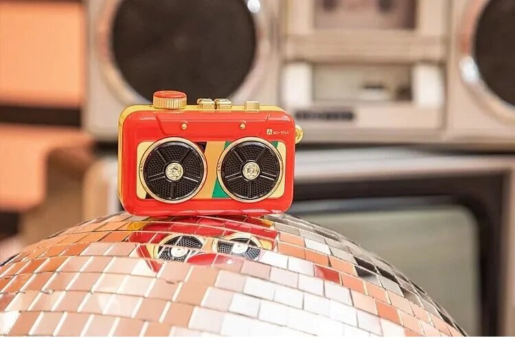 Muzen Bluetooth Speaker Pill Disco - Red