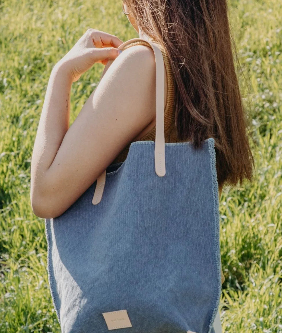 Graf Lantz Hana Canvas Tote Horizon