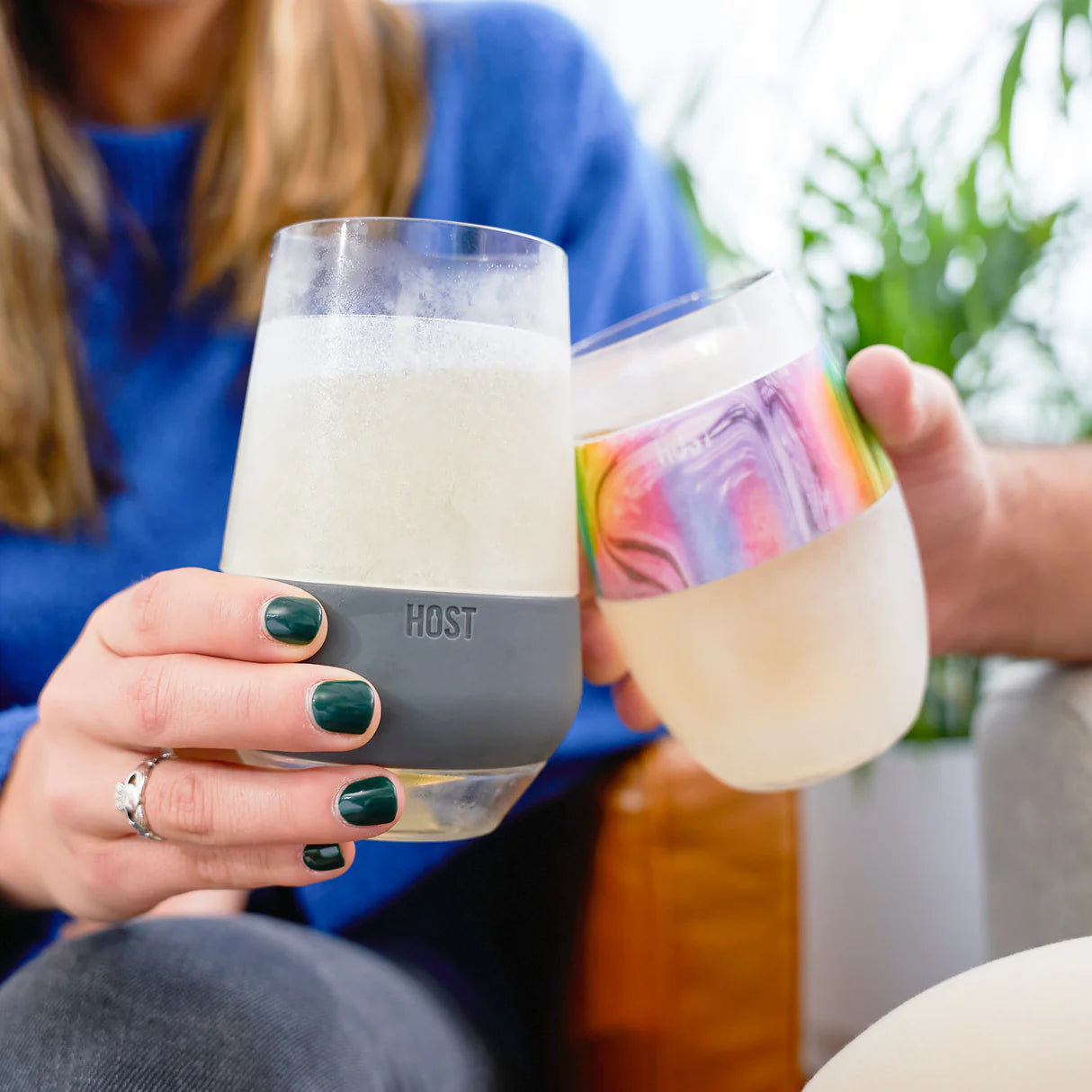 Wine FREEZE XL Cooling Cup in Grey