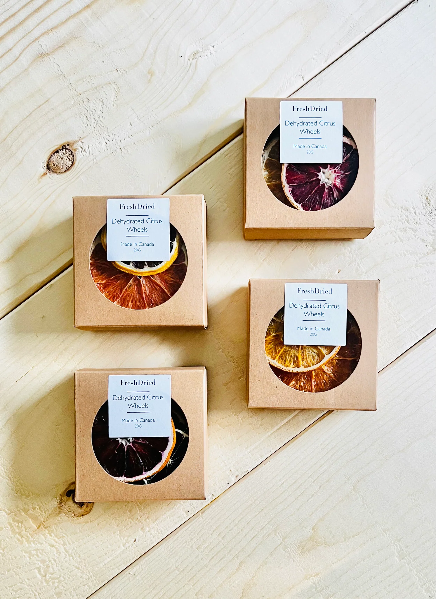 FreshDried Cocktail Garnish Small Box - Pineapple