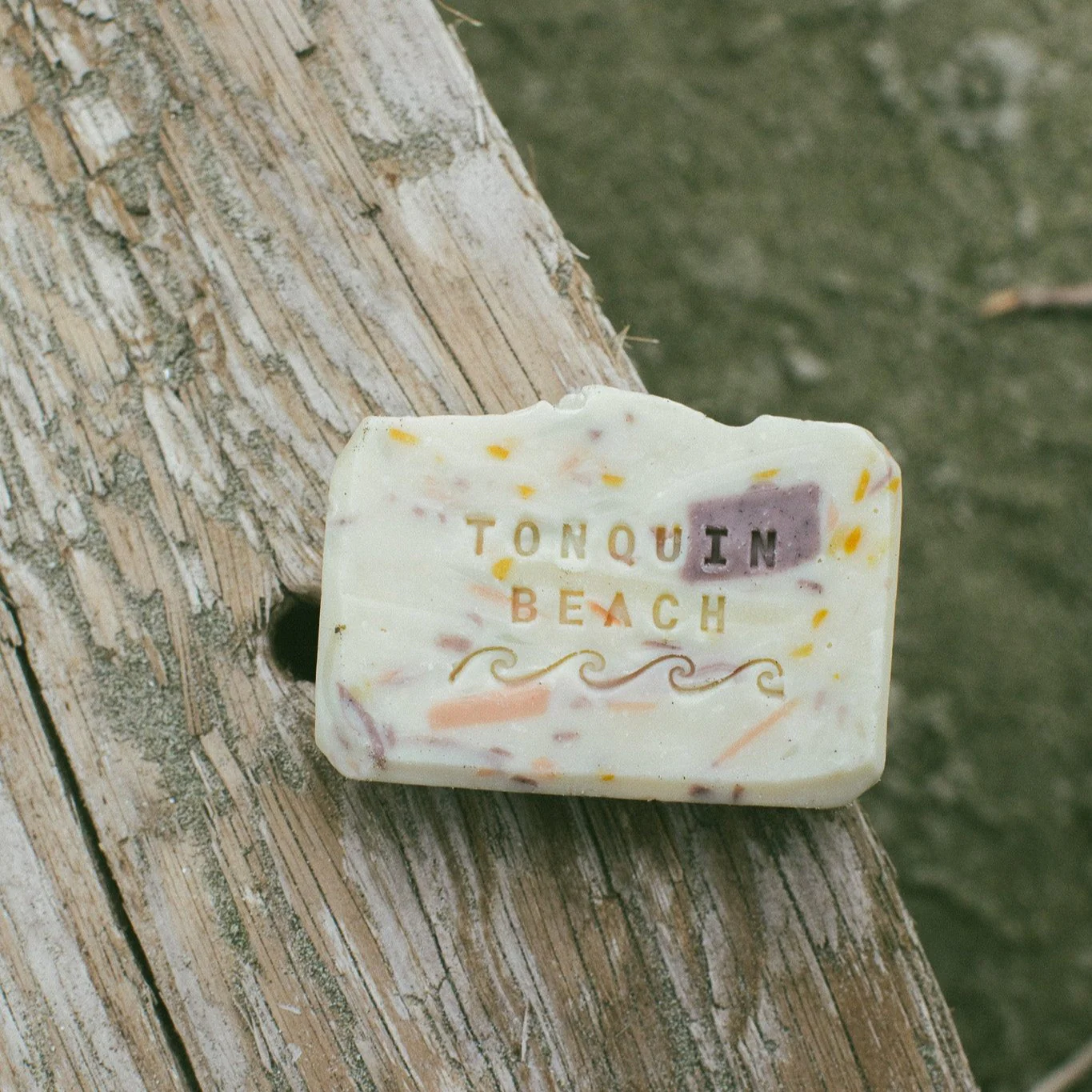 Hobbyist Raw Bar Soap Tonquin Beach